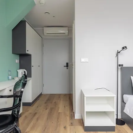 Ae Hostel Nowy Swiat Varsavia Esterno foto